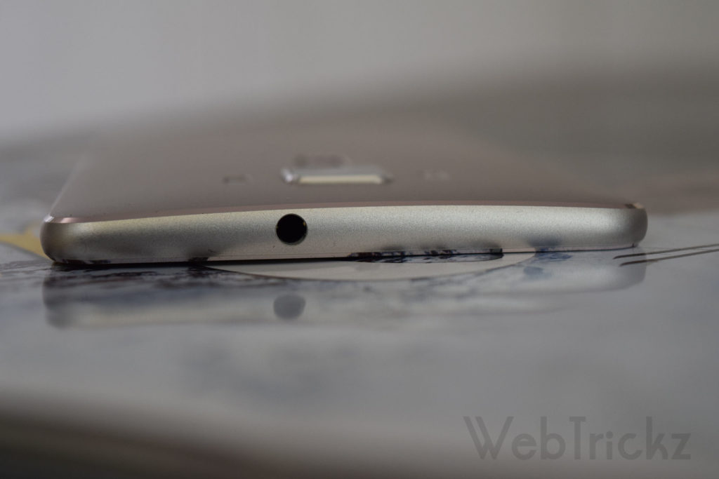 zenfone 3 deluxe metal invisble antennaa