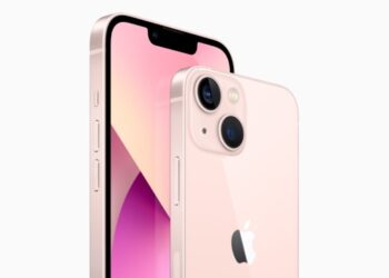 Side button on iPhone 13